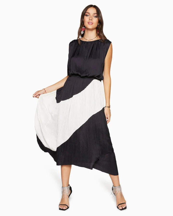 Adena Smocked Midi Dress - Black / Cream Comfortable Empire Waist Midi Dress