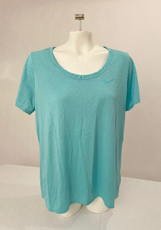 Nike Dri-Fit Aqua Tee Size_XL Welt Pockets Slit Pockets