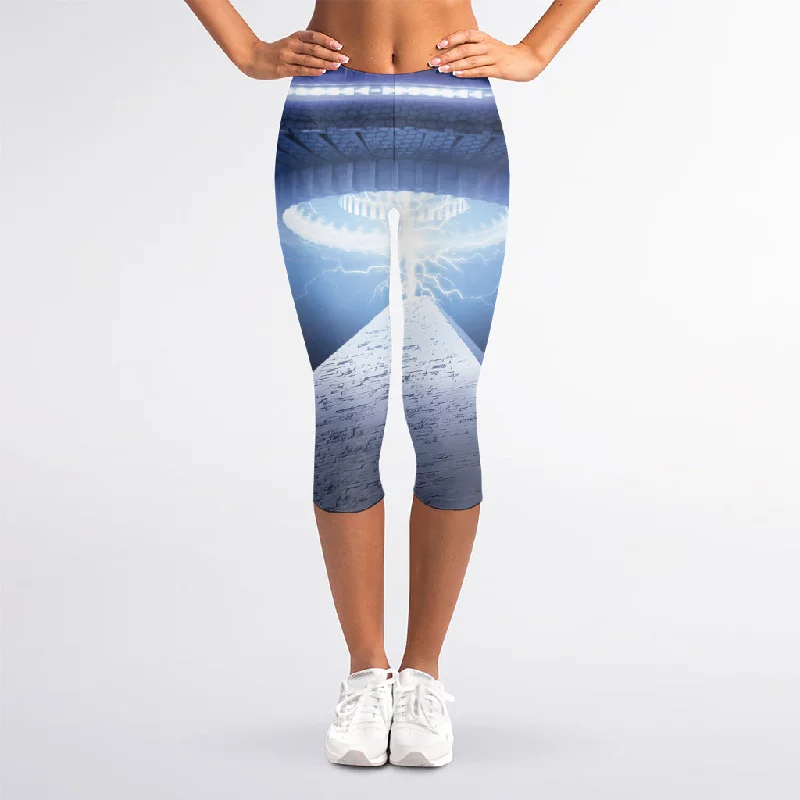 UFO Pyramid Print Women's Capri Leggings Classic Solid Color Leggings