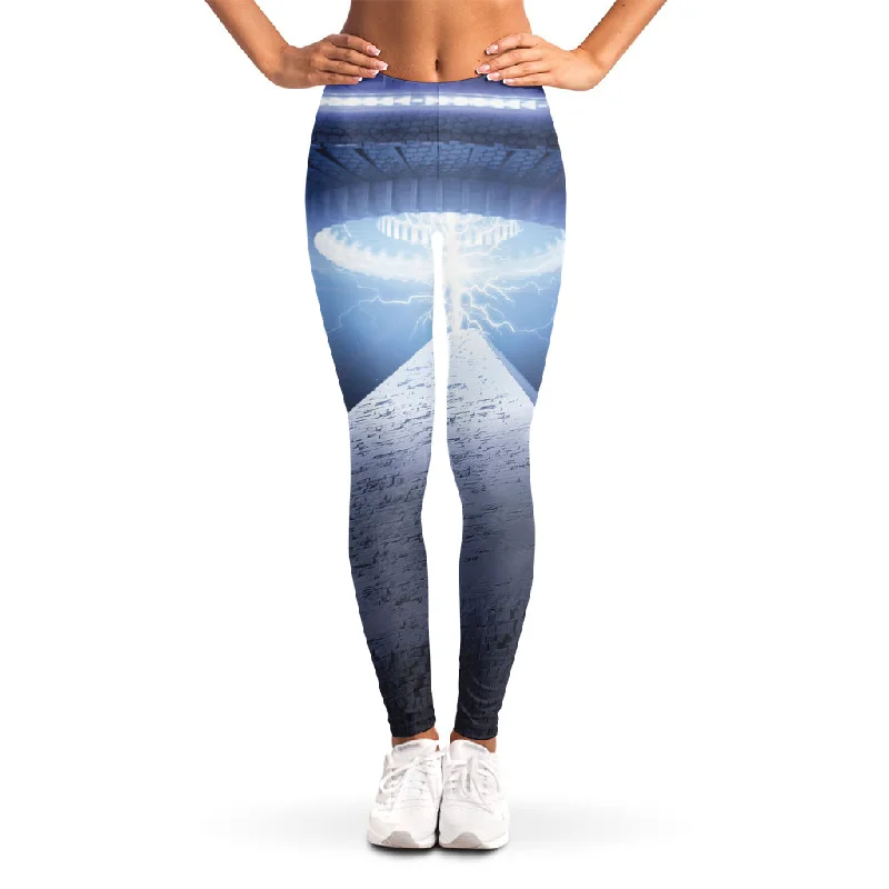 UFO Pyramid Print Women's Leggings Stylish Winter-Ready Leggings