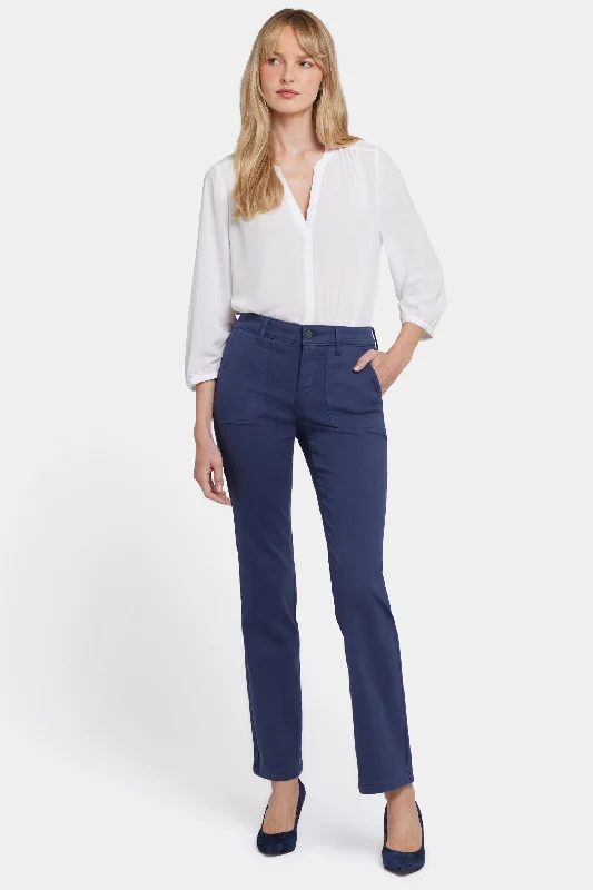 Marilyn Straight Jeans In Petite - Starless Sky Trendy Wide-Legged High-Waist Jeans