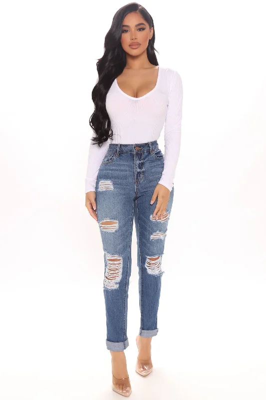 Wife Her Up Ripped Mom Jeans - Medium Blue Wash Casual Wide-Legged Denim Jeans